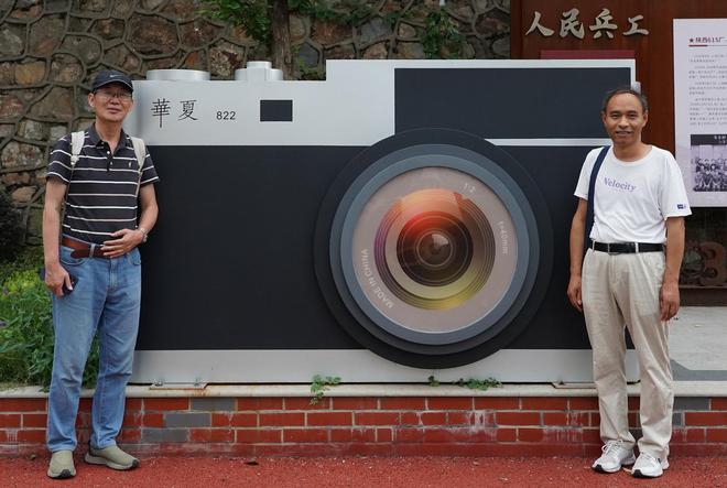 best365官网登录入口信阳拜访王俊波：358厂职工情系华夏30载这家相机厂后