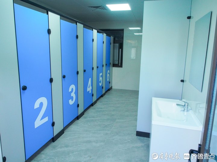 best36591岁泉水浴场焕新记：国企赋能硬件升级服务入微尽显温情(图2)